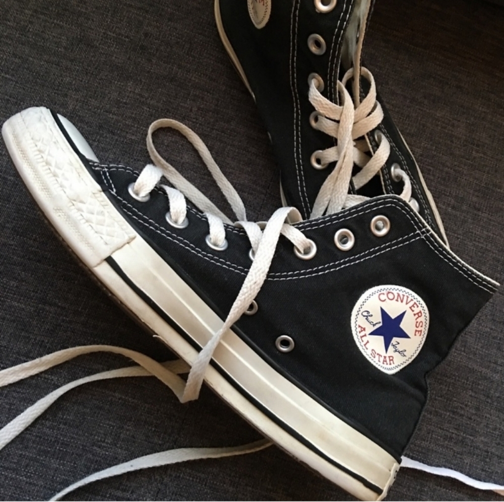 Black high top converse